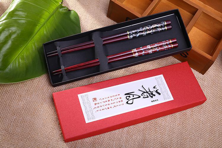 Japanese Chopsticks Wood Set Giftbox 2 Pair Dragon