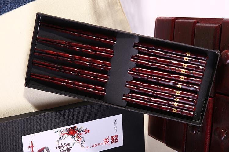 Japanese Chopsticks Wood Set Giftbox 5 Pair Gold Flowers