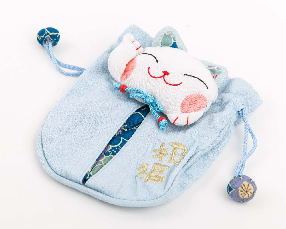 Lucky Cat Maneki Neko Pouch Soft Chirimen Kimono Blue