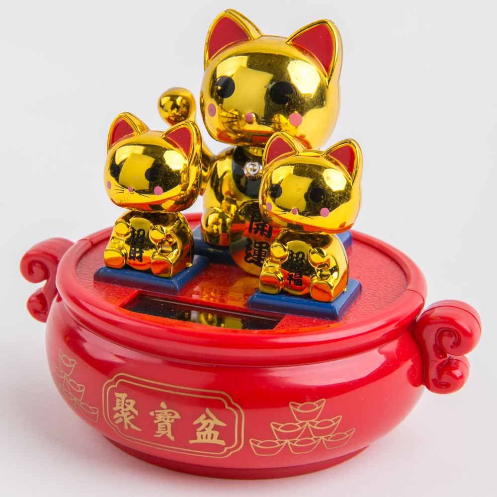 Solar Lucky Cat Maneki Neko Family 3 Gold